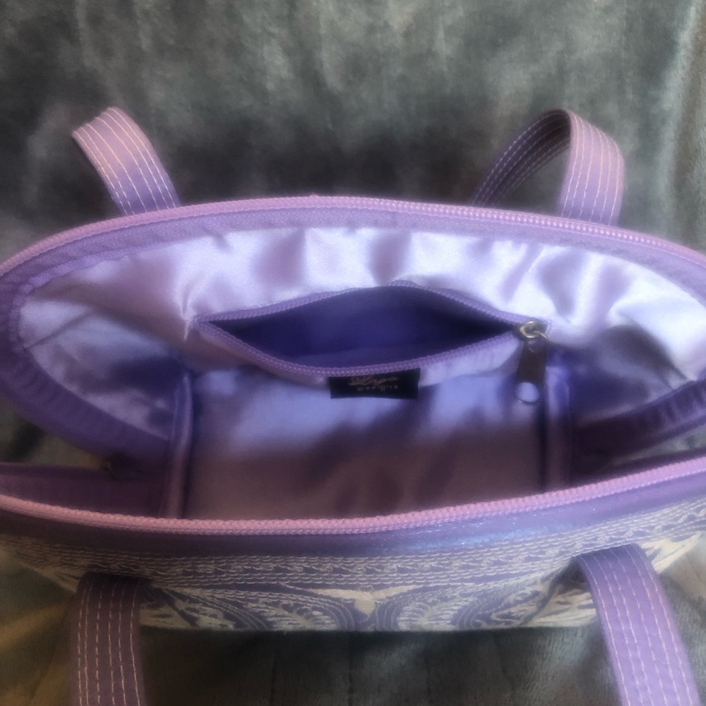 Elegant Purple Handbag with Intricate Embroidered Pattern by Laga Designs (New) - Picture 8 of 12